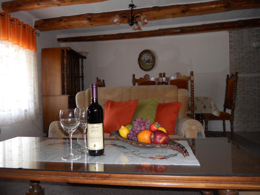 Apartment Djukovic Petrovac Bagian luar foto